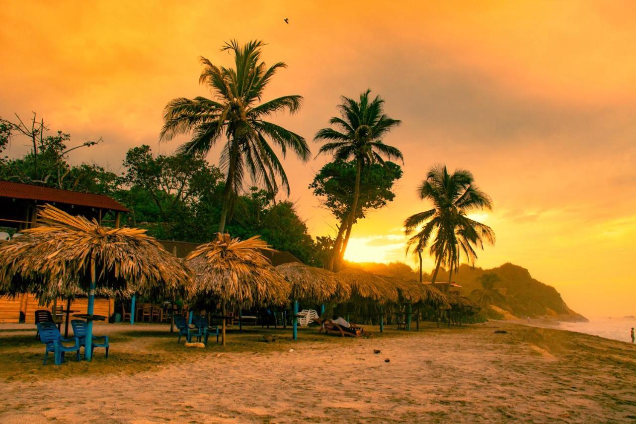 Tayrona Juancho'S House Hostel & Coworking Los Naranjos Exteriör bild