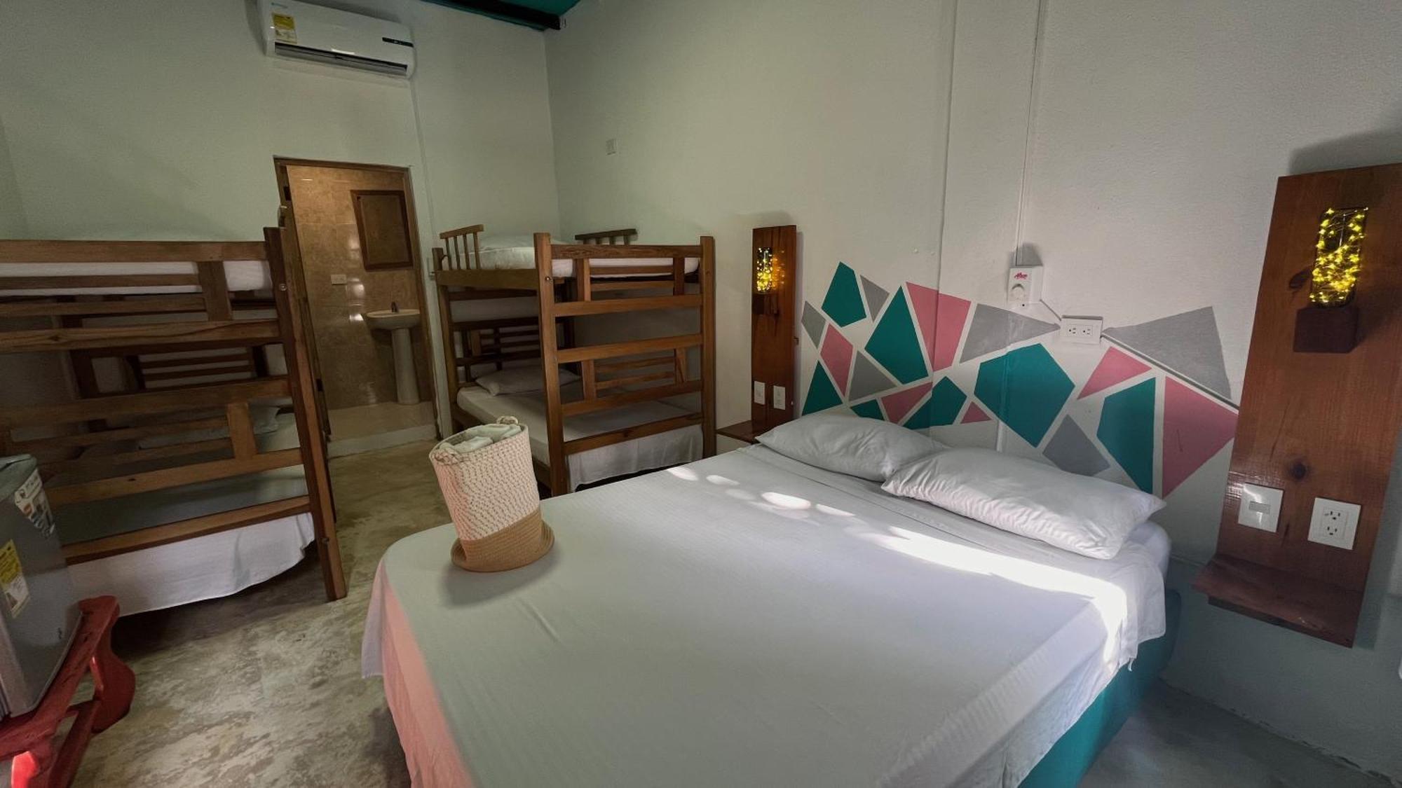 Tayrona Juancho'S House Hostel & Coworking Los Naranjos Exteriör bild